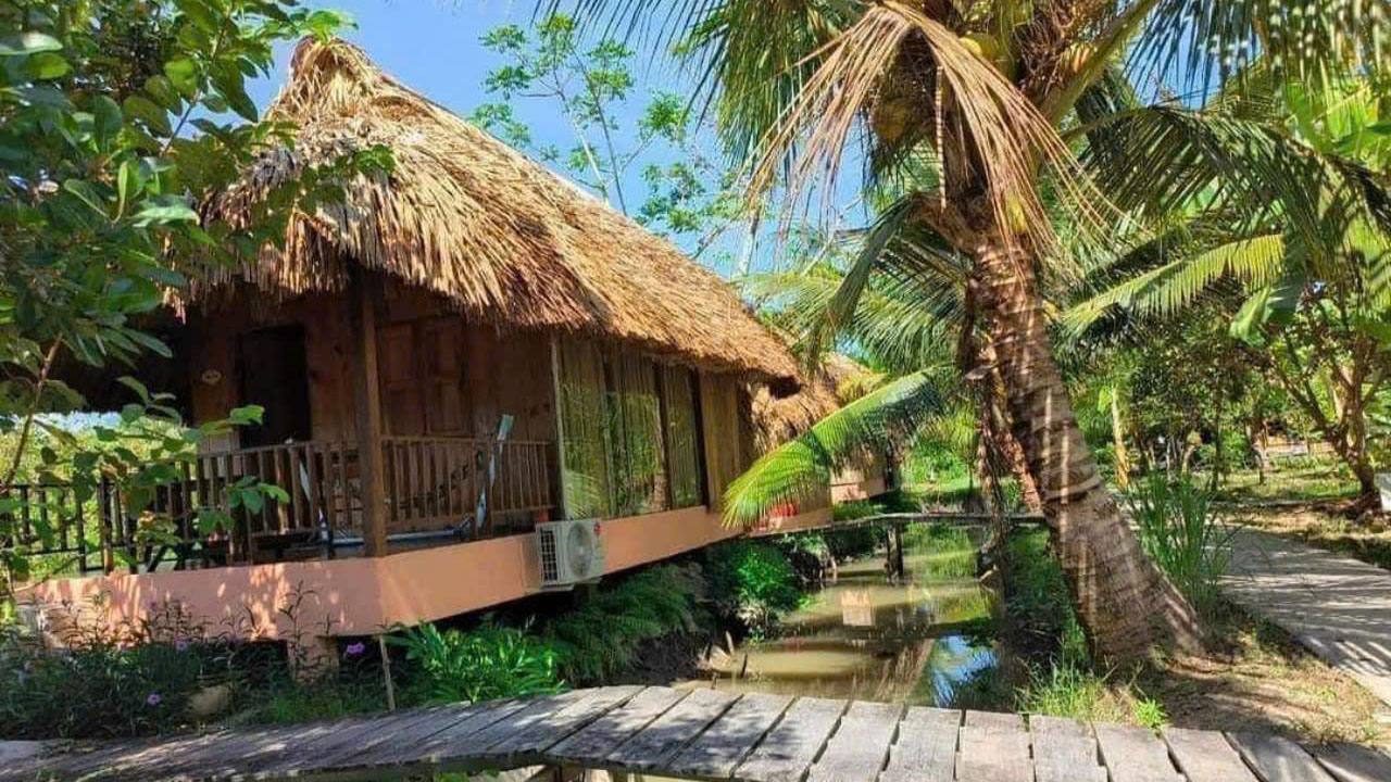 homestay-h-1.jpg